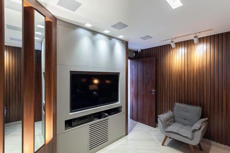 Casa à venda com 369m², 3 quartos e 5 vagasSala