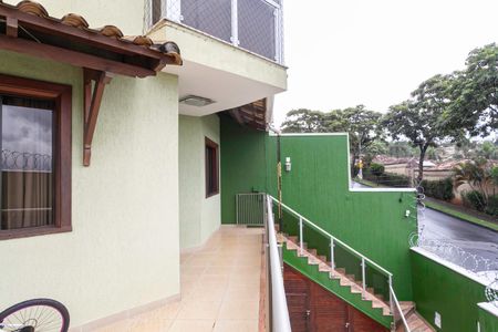 Casa à venda com 369m², 3 quartos e 5 vagasVaranda