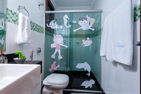 Casa à venda com 369m², 3 quartos e 5 vagasBanheiro social 2