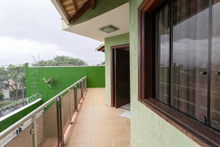Casa à venda com 369m², 3 quartos e 5 vagasVaranda