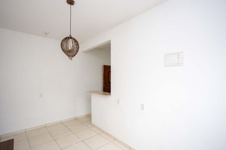 Sala de apartamento para alugar com 2 quartos, 70m² em Jardim Selma, São Paulo