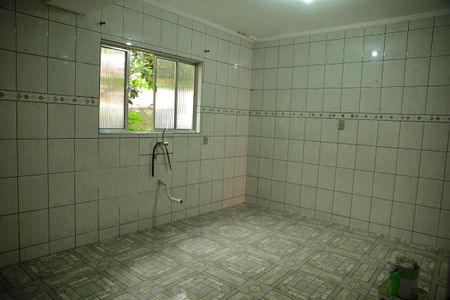 Casa à venda com 150m², 2 quartos e 1 vagaCozinha 