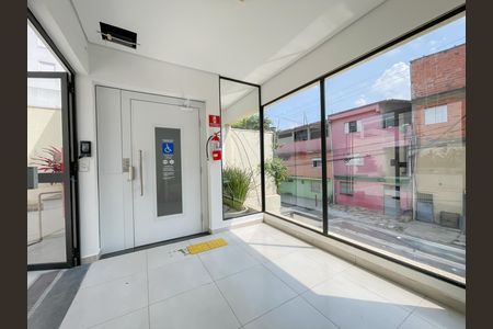 Casa de condomínio à venda com 52m², 2 quartos e 1 vaga Casa de condomínio à venda com 52m², 2 quartos e 1 vagaÁrea comum
