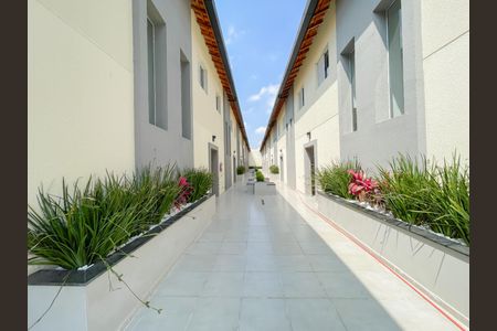Casa de condomínio à venda com 52m², 2 quartos e 1 vaga Casa de condomínio à venda com 52m², 2 quartos e 1 vagaÁrea comum
