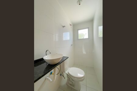 Casa de condomínio à venda com 52m², 2 quartos e 1 vagaBanheiro