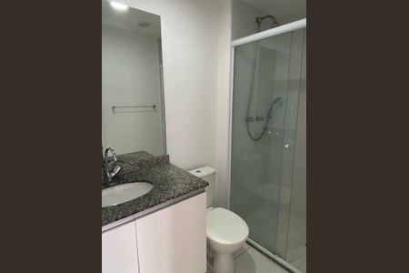 Banheiro de apartamento à venda com 2 quartos, 58m² em Vila Polopoli, São Paulo