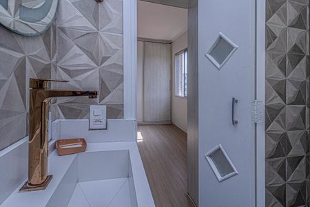 Apartamento à venda com 74m², 3 quartos e 2 vagasBanheiro da Suíte