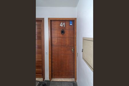 Apartamento à venda com 74m², 3 quartos e 2 vagasLockbox