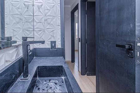 Apartamento à venda com 74m², 3 quartos e 2 vagasBanheiro social