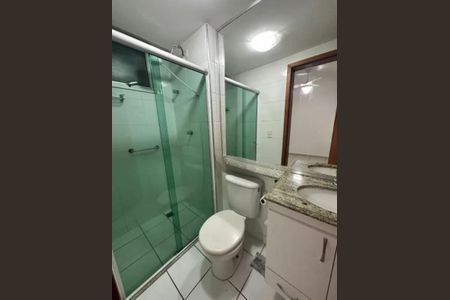 Banheiro de apartamento para alugar com 3 quartos, 82m² em Castelo, Belo Horizonte