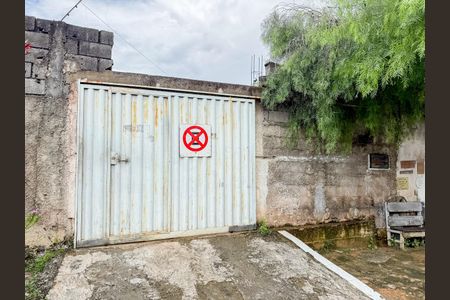 Casa para alugar com 380m², 1 quarto e 20 vagasFachada