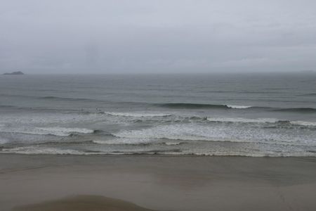 Vista de apartamento para alugar com 4 quartos, 200m² em Vila Luis Antonio, Guarujá