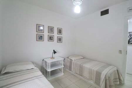 Apartamento para alugar com 200m², 4 quartos e 2 vagasQuarto
