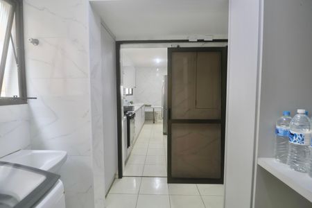 Apartamento para alugar com 200m², 4 quartos e 2 vagasÁrea de Serviço