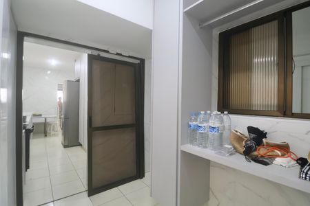 Apartamento para alugar com 200m², 4 quartos e 2 vagasÁrea de Serviço