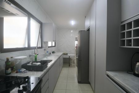 Apartamento para alugar com 200m², 4 quartos e 2 vagasCozinha