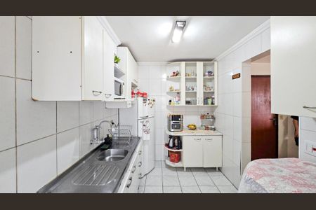 Apartamento à venda com 52m², 2 quartos e 1 vagaCozinha e área de serviço