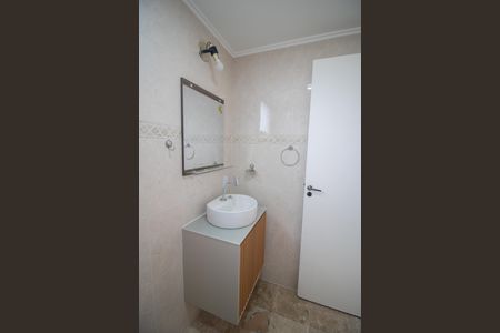 Apartamento à venda com 64m², 2 quartos e 1 vagaBANHEIRO