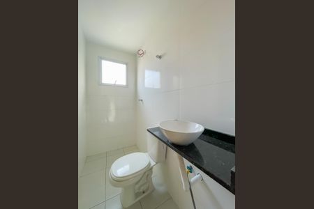 Casa de condomínio à venda com 52m², 2 quartos e 1 vagaBanheiro