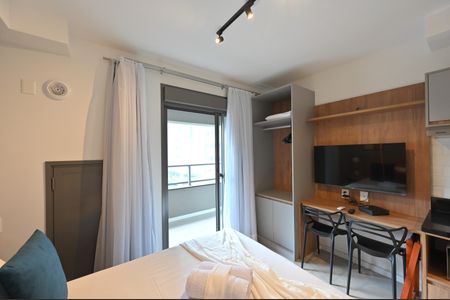 Studio à venda com 28m², 1 quarto e sem vagaSala/Quarto