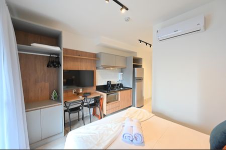 Sala/Quarto de kitnet/studio para alugar com 1 quarto, 28m² em Vila Clementino, São Paulo