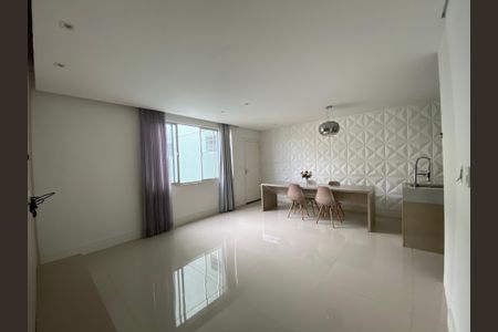 Sala de apartamento à venda com 3 quartos, 88m² em Parque das Industrias, Betim