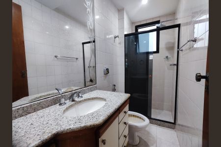 Apartamento para alugar com 95m², 3 quartos e 1 vaga Apartamento para alugar com 95m², 3 quartos e 1 vagaBanheiro da Suíte