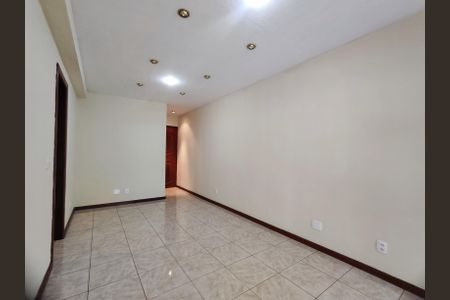 Apartamento para alugar com 95m², 3 quartos e 1 vaga Apartamento para alugar com 95m², 3 quartos e 1 vagaSala
