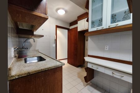 Apartamento para alugar com 95m², 3 quartos e 1 vaga Apartamento para alugar com 95m², 3 quartos e 1 vagaCozinha