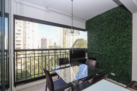 Apartamento à venda com 38m², 1 quarto e 1 vaga Apartamento à venda com 38m², 1 quarto e 1 vagaVaranda