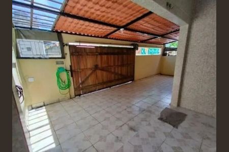 Casa para alugar com 80m², 3 quartos e 1 vagaÁrea externa