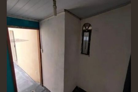 Sala de casa para alugar com 3 quartos, 80m² em Galo Branco, São Gonçalo