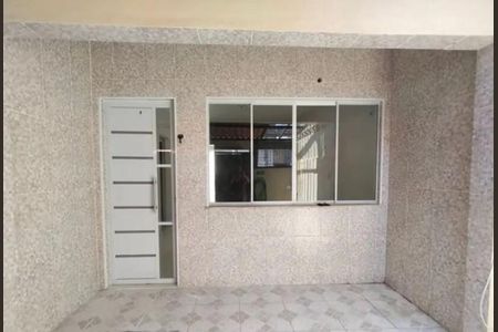 Casa para alugar com 80m², 3 quartos e 1 vagaÁrea externa
