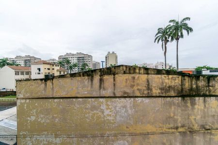 Apartamento à venda com 69m², 2 quartos e 1 vaga Apartamento à venda com 69m², 2 quartos e 1 vagaVista da Área de Serviço