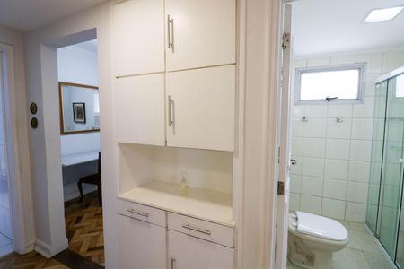 Apartamento à venda com 158m², 3 quartos e 1 vaga