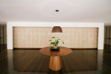 Apartamento à venda com 158m², 3 quartos e 1 vaga