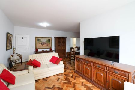 Apartamento à venda com 158m², 3 quartos e 1 vaga