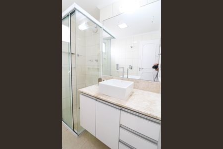 Apartamento à venda com 158m², 3 quartos e 1 vaga