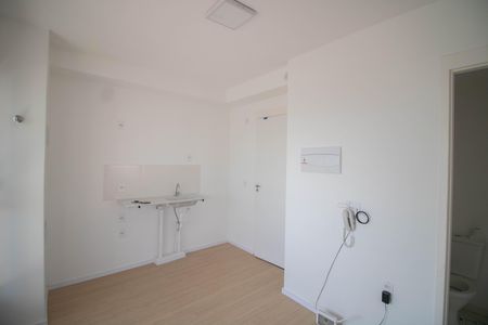 Apartamento para alugar com 35m², 2 quartos e sem vaga Apartamento para alugar com 35m², 2 quartos e sem vagaSALA E COZINHA