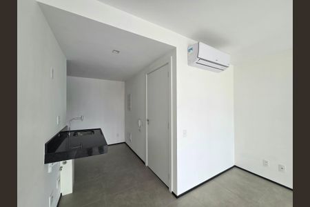 Studio para alugar com 28m², 1 quarto e sem vaga Studio para alugar com 28m², 1 quarto e sem vagaStudio