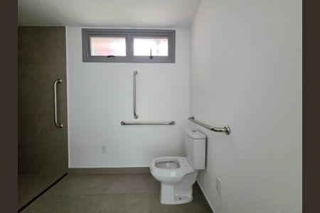 Studio para alugar com 28m², 1 quarto e sem vaga Studio para alugar com 28m², 1 quarto e sem vagaBanheiro