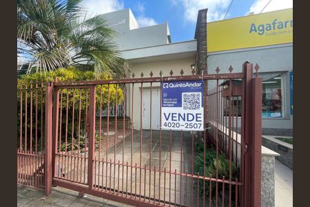 Casa à venda com 260m², 3 quartos e 1 vagaPlaca Cod.FZFS-156