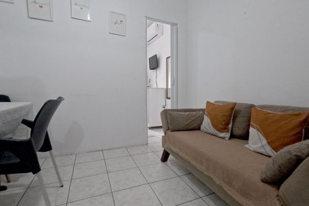 Sala de kitnet/studio para alugar com 1 quarto, 28m² em José Menino, Santos
