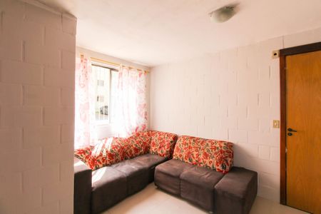 Sala de apartamento para alugar com 2 quartos, 38m² em Olaria, Canoas
