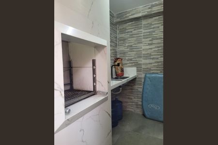 Casa à venda com 225m², 2 quartos e 2 vagasÁrea externa