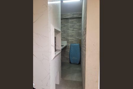 Casa à venda com 225m², 2 quartos e 2 vagasÁrea externa