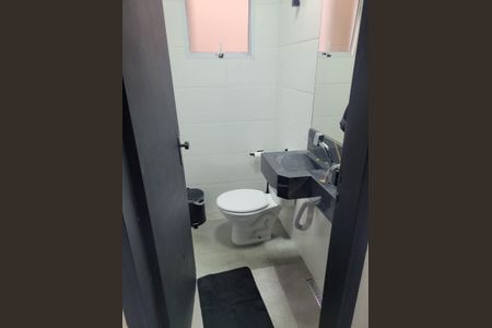 Casa à venda com 225m², 2 quartos e 2 vagasLavabo