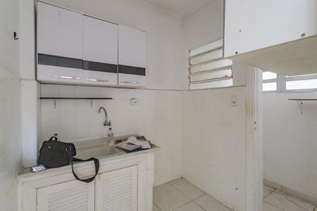 Cozinha de kitnet/studio para alugar com 1 quarto, 30m² em Aclimação, São Paulo