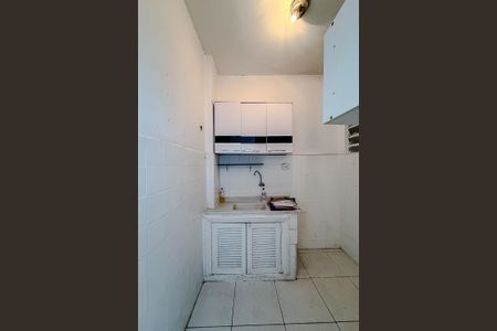 Cozinha de kitnet/studio para alugar com 1 quarto, 30m² em Aclimação, São Paulo