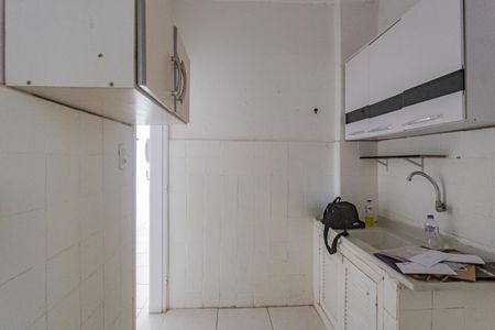 Cozinha de kitnet/studio para alugar com 1 quarto, 30m² em Aclimação, São Paulo